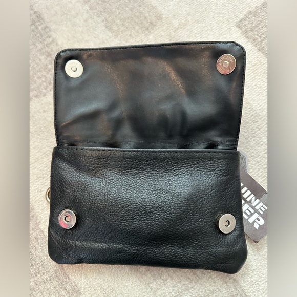 UNIK Women’s Leather Embroidered Motorcycle Clip On Bag NWT - Picture 3 of 8